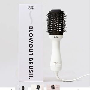 Bondi Boost Blowout Brush Pro